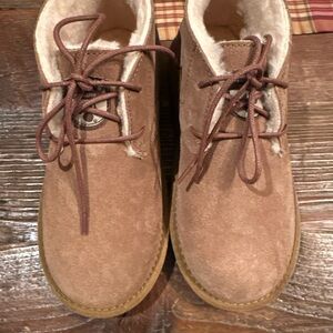 Bearpaw Skye Hickory Brown Suede Cozy Chukka Boots 2578W Women's Size  6
